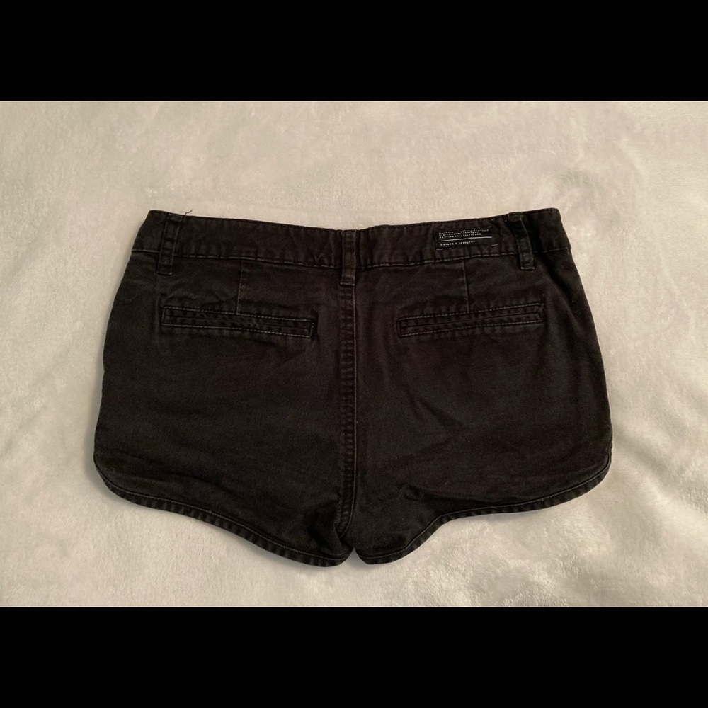 Black RVCA Shorts - Picture 3 of 3